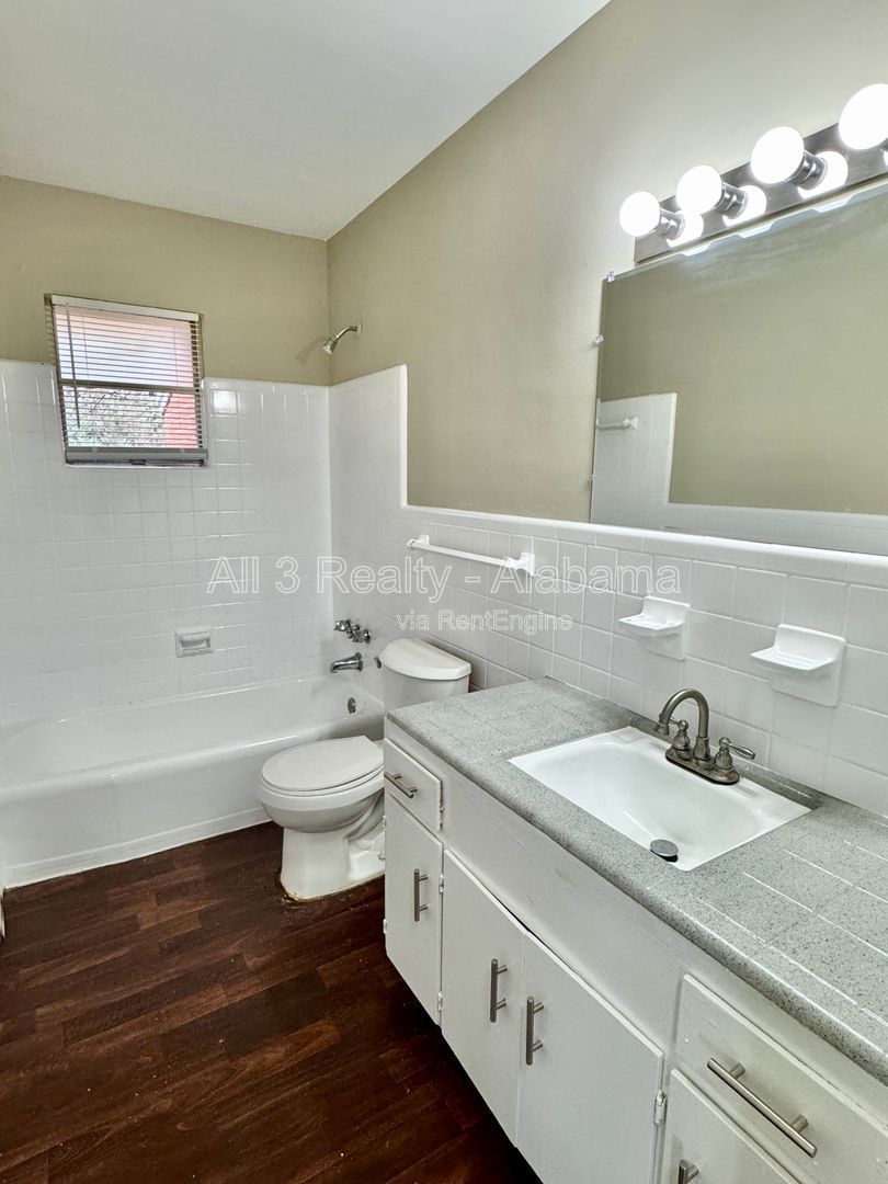 2-Bedroom home is truly move-in ready! property image