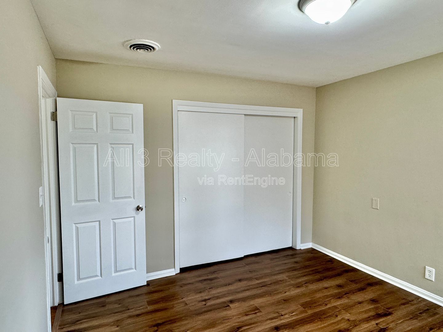 2-Bedroom home is truly move-in ready! property image