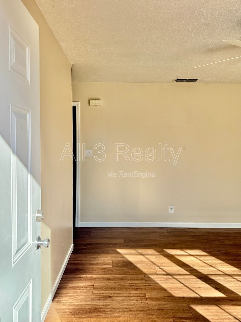 Adorable 3-bedroom!! property image