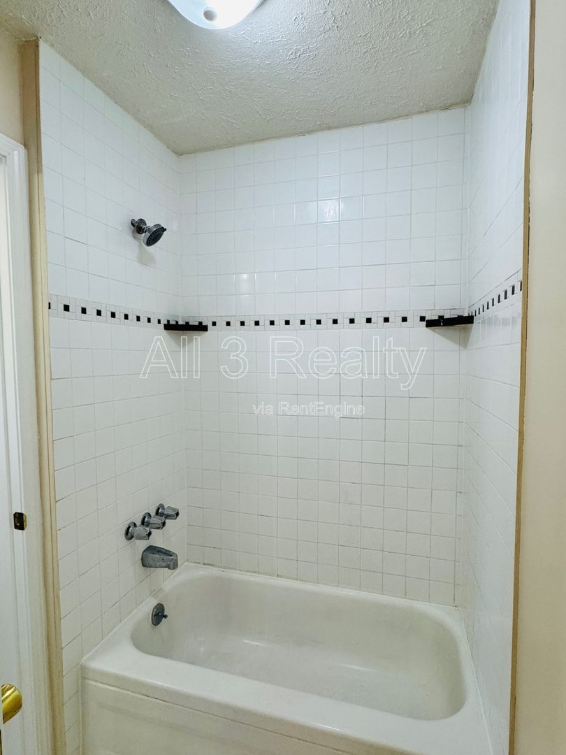 Adorable 3-bedroom!! property image