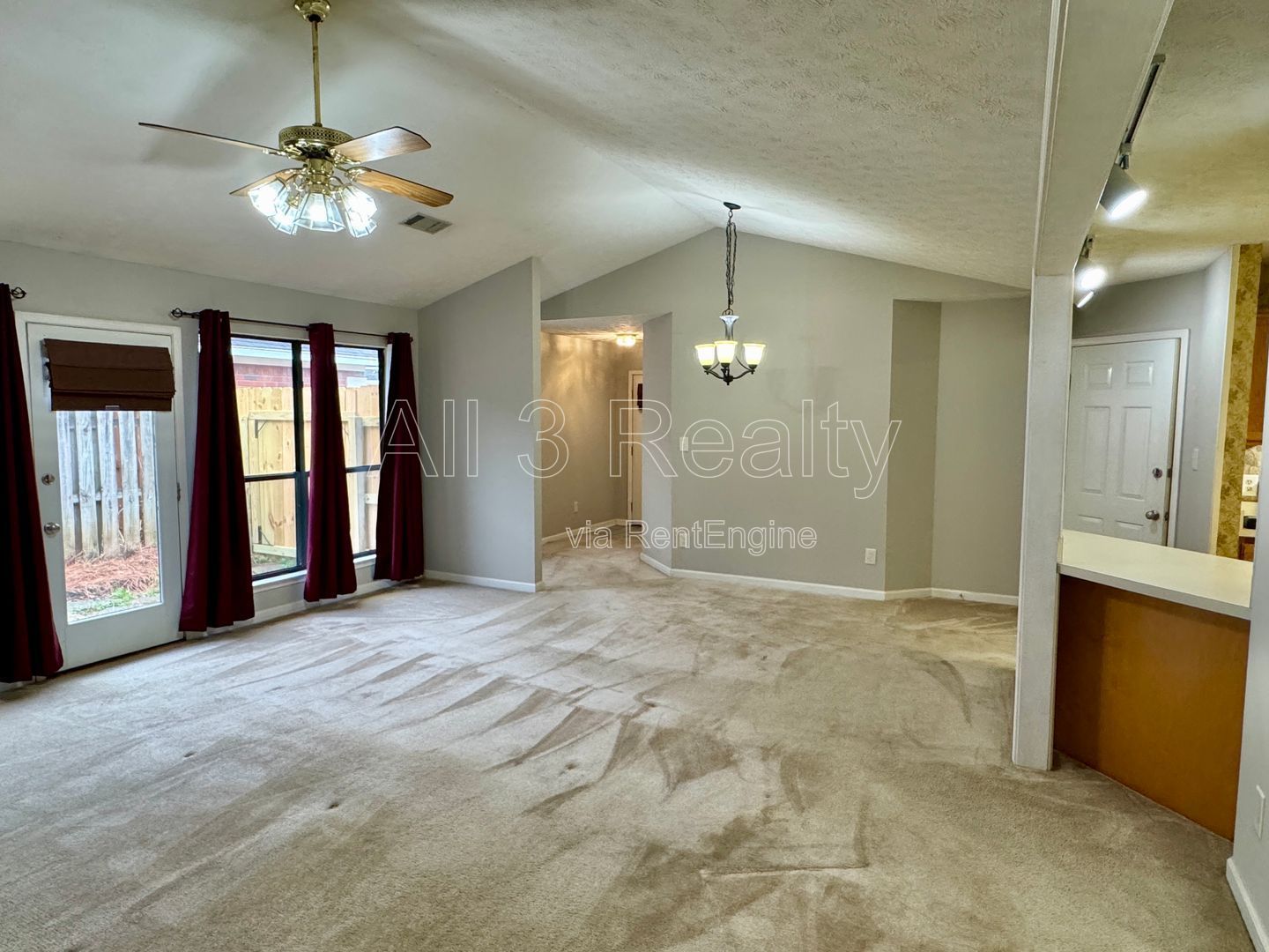 Charming 2-Bedroom Home with Great Curb Appeal! property image