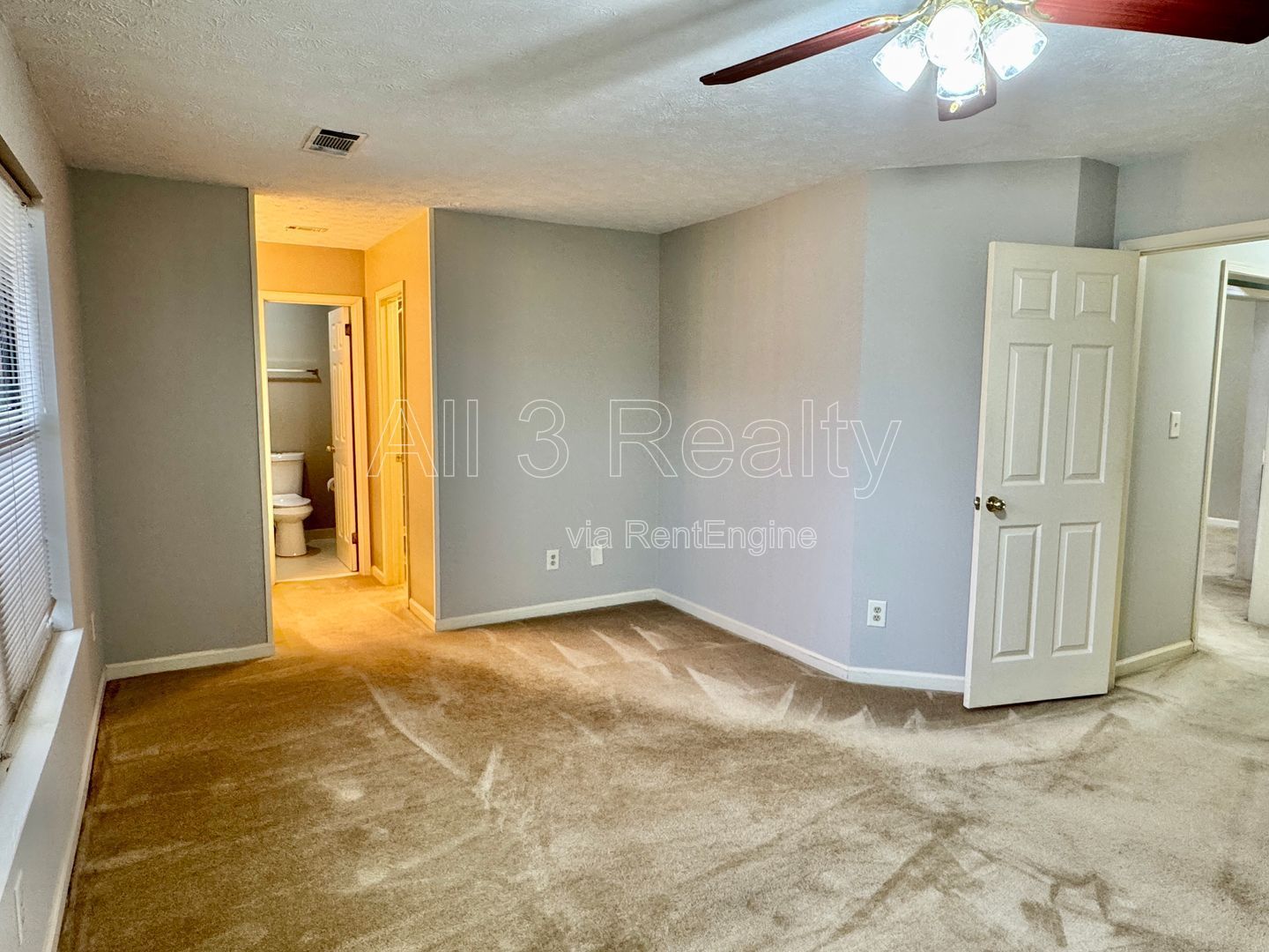 Charming 2-Bedroom Home with Great Curb Appeal! property image