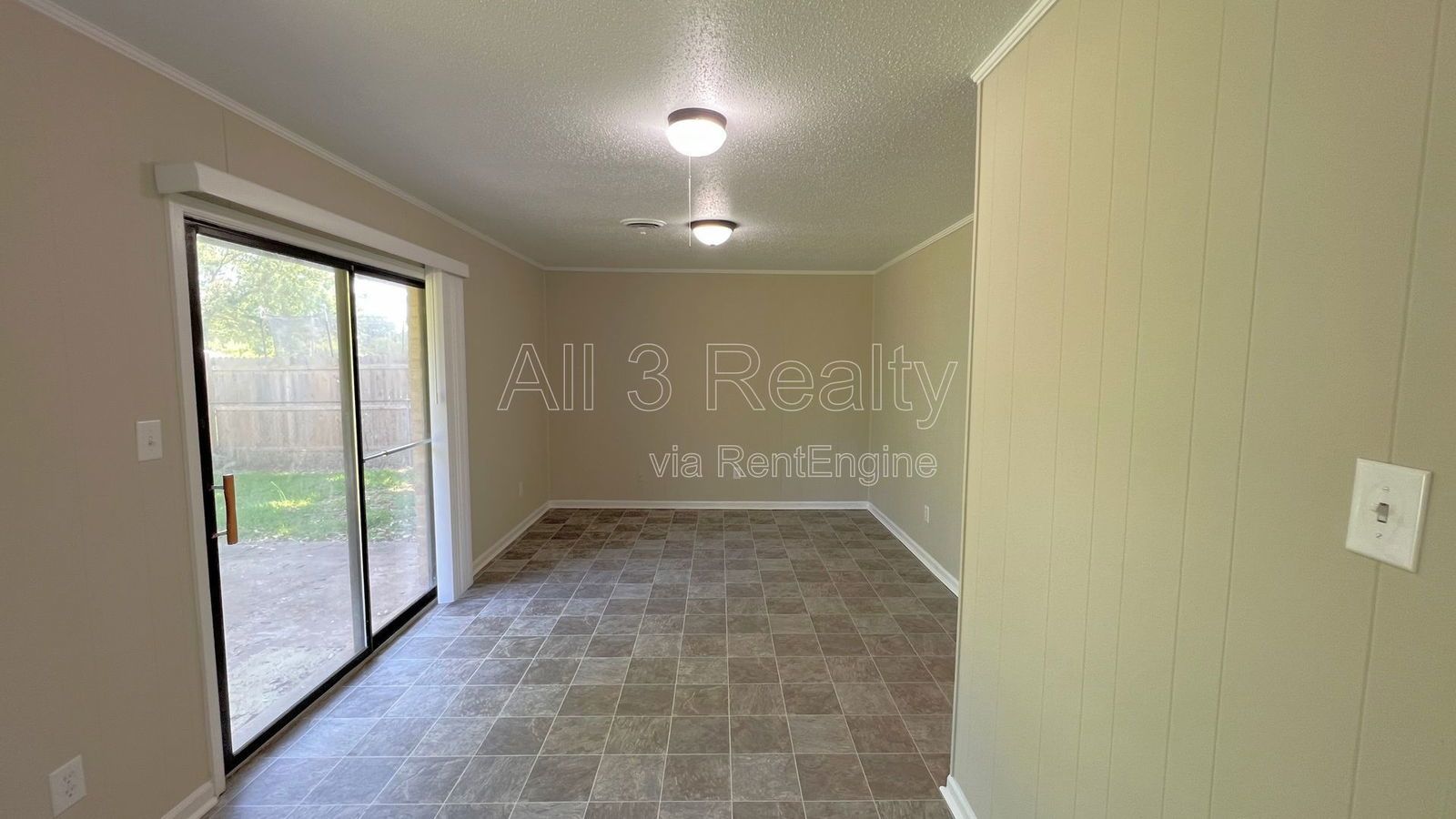 Beautiful 4-bedroom brick home property image