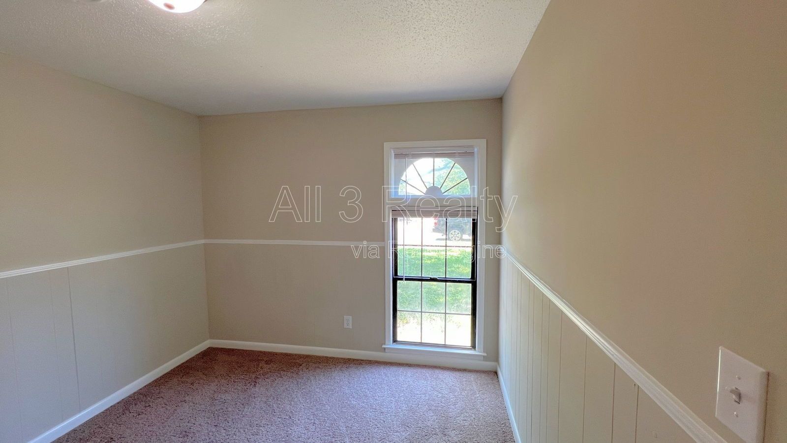 Beautiful 4-bedroom brick home property image