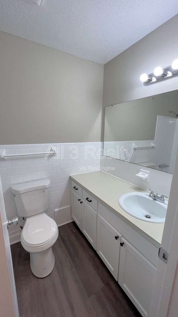 Beautiful 4-bedroom brick home property image