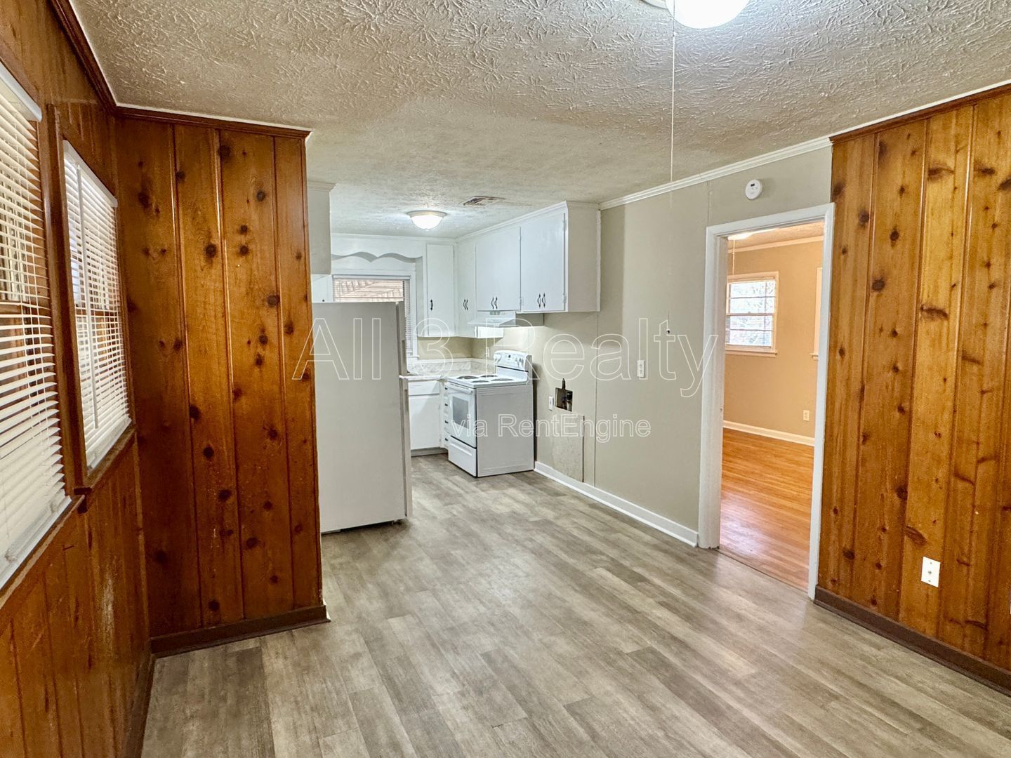 3-Bedroom -Bright, Charming, and Move-In Ready! property image