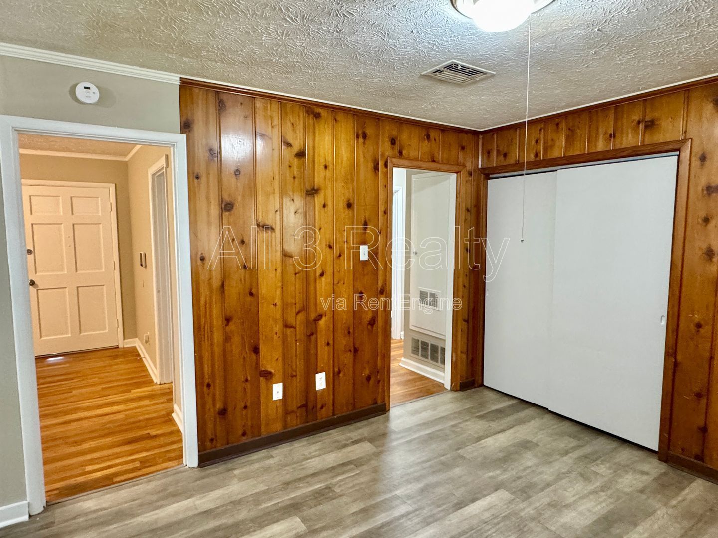 3-Bedroom -Bright, Charming, and Move-In Ready! property image