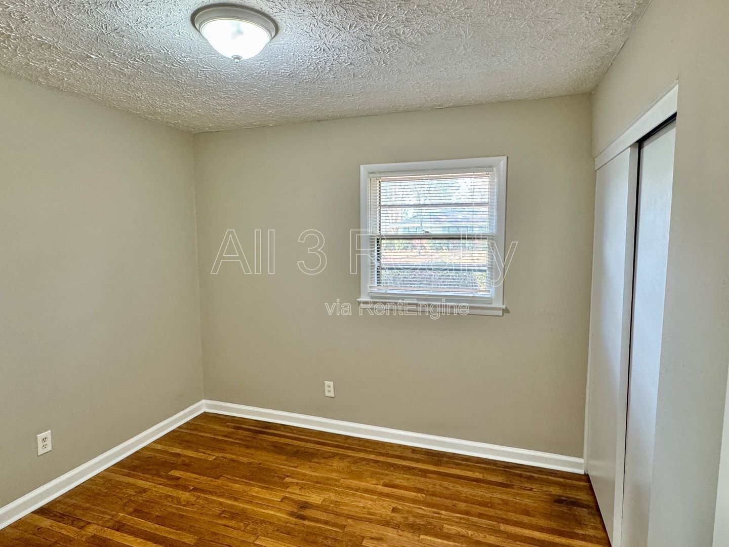 3-Bedroom -Bright, Charming, and Move-In Ready! property image