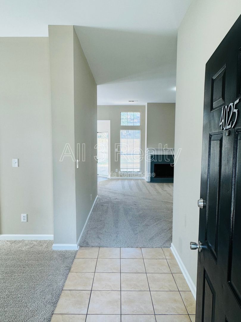 Stunning 3-Bedroom in Carriage Hills property image