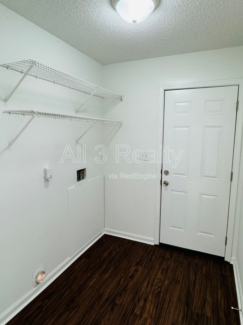 Stunning 3-Bedroom in Carriage Hills property image