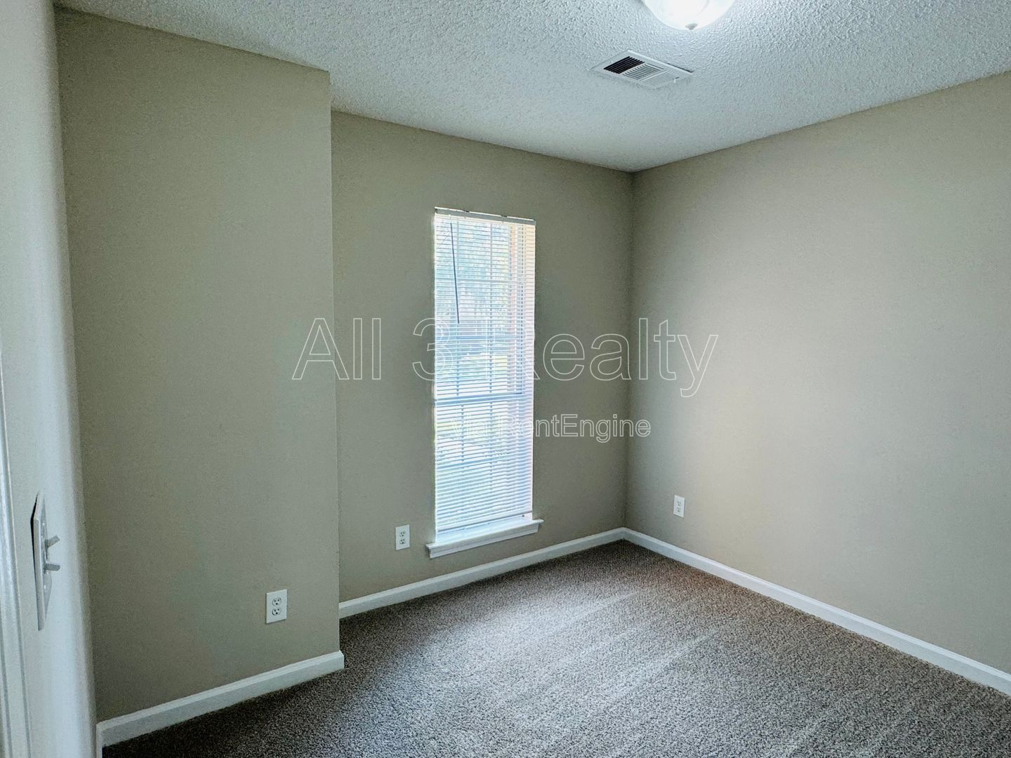 Stunning 3-Bedroom in Carriage Hills property image