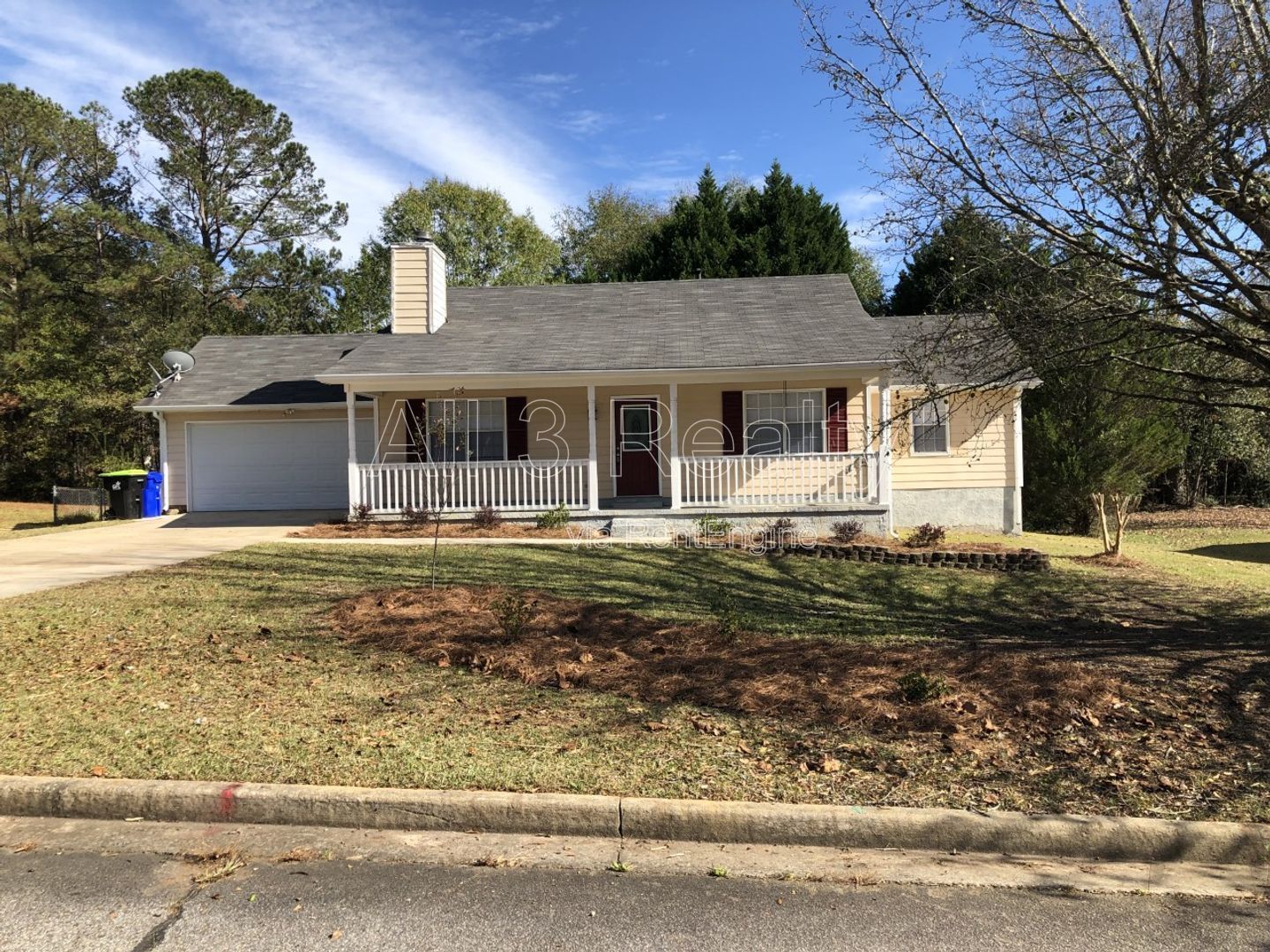 Welcome to this move-in ready 3-bedroom home located in the charming town of Fayetteville, GA. property image