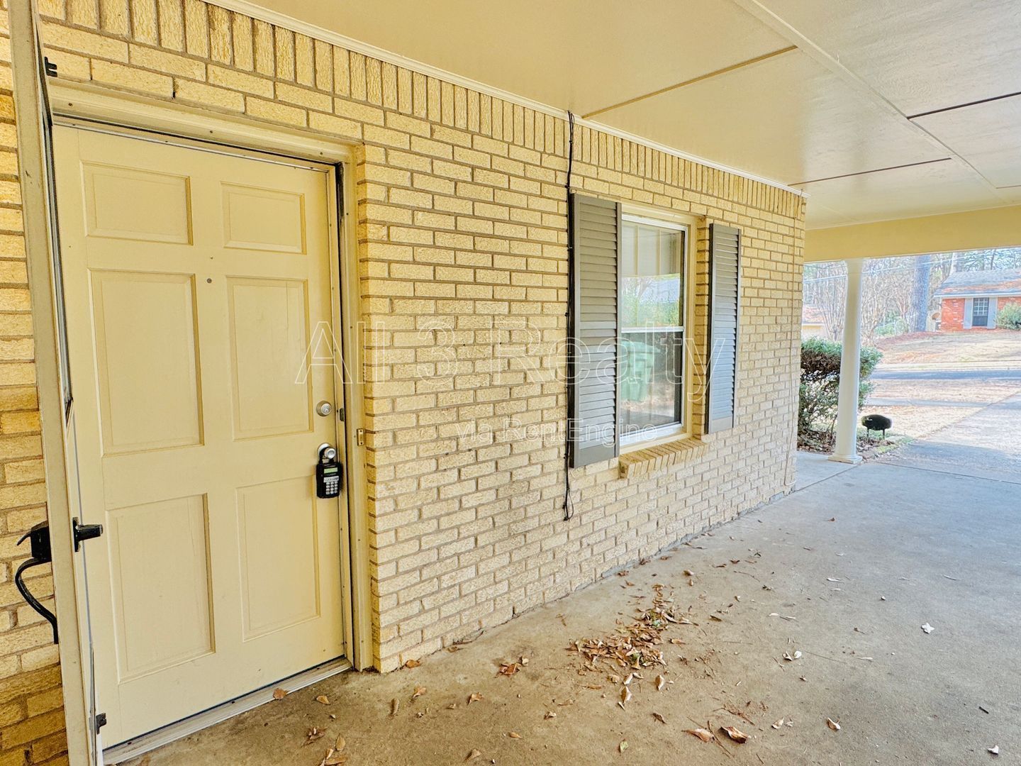 3-Bedroom with charming front porch! property image