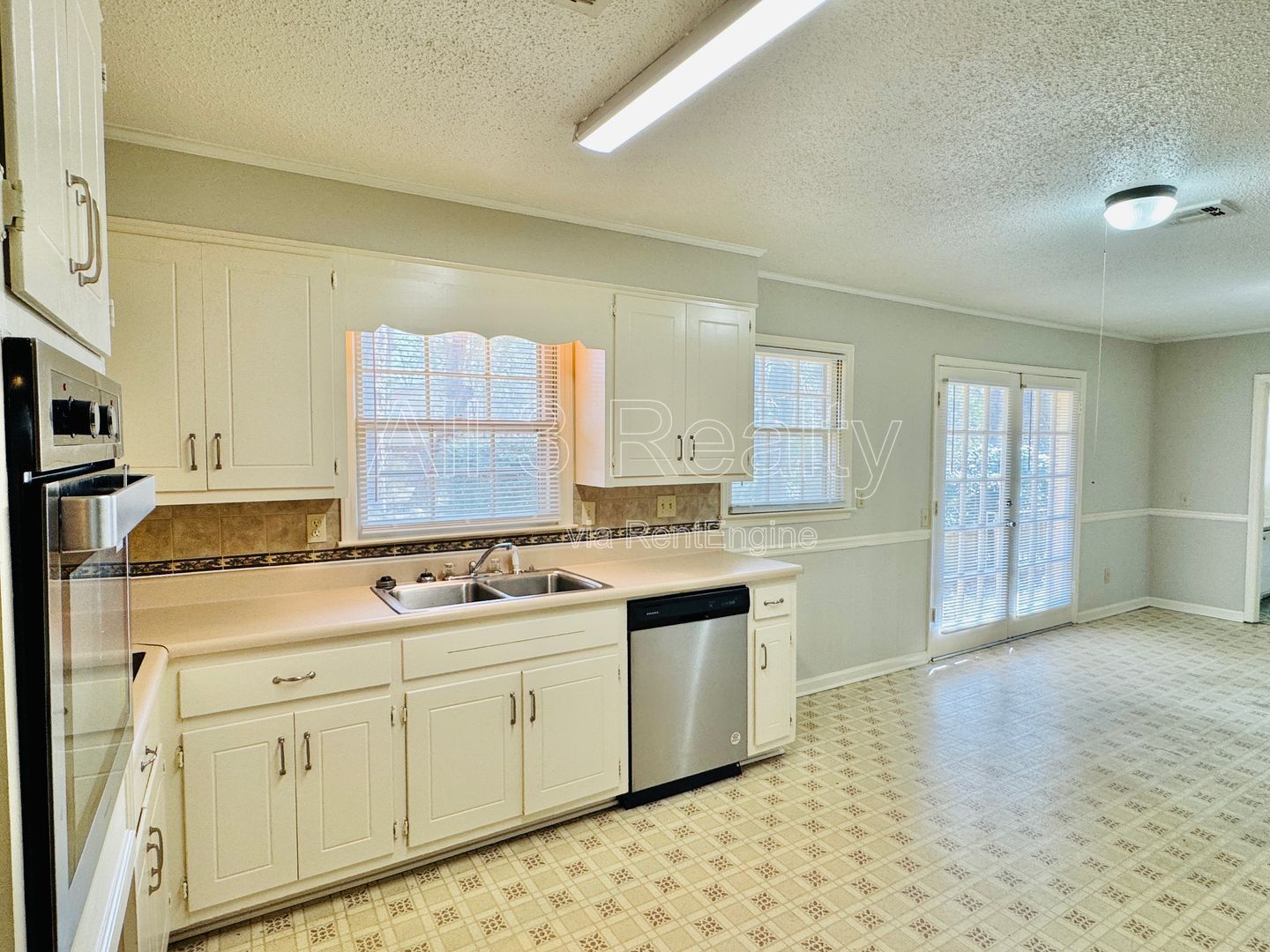 3-Bedroom with charming front porch! property image