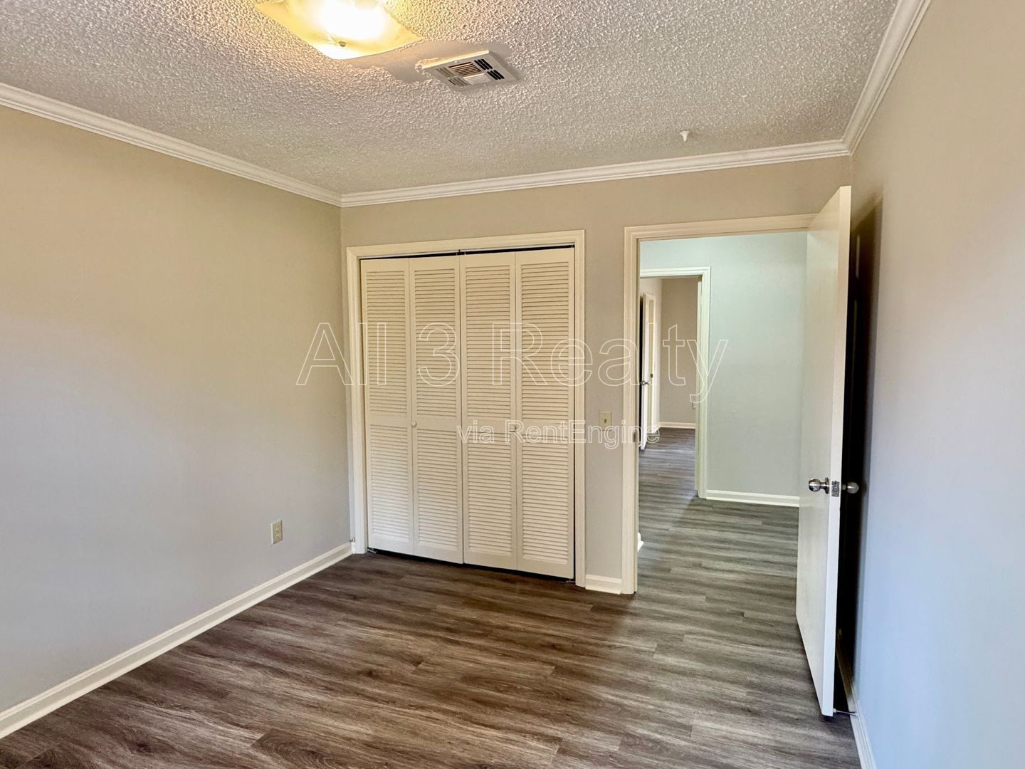 3-Bedroom with charming front porch! property image