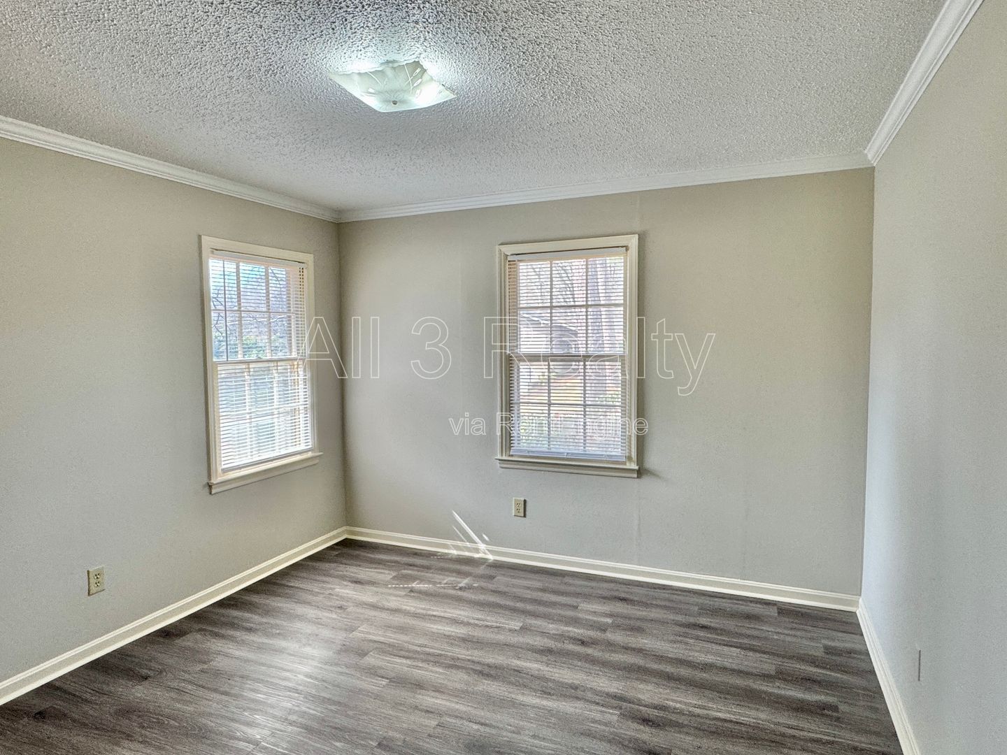 3-Bedroom with charming front porch! property image