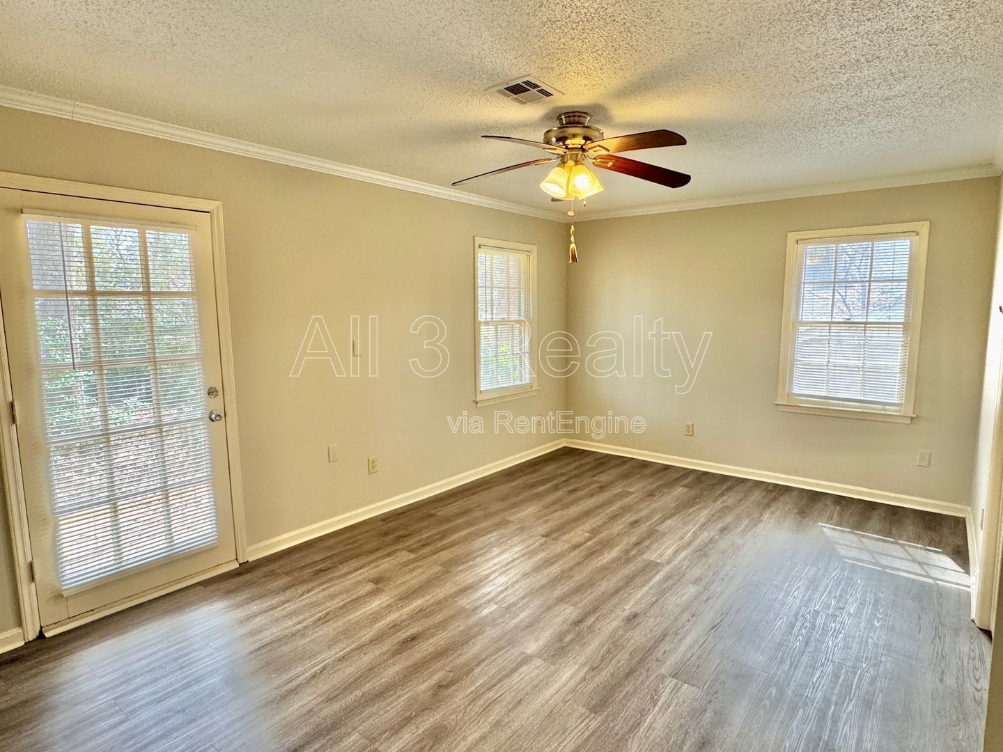 3-Bedroom with charming front porch! property image