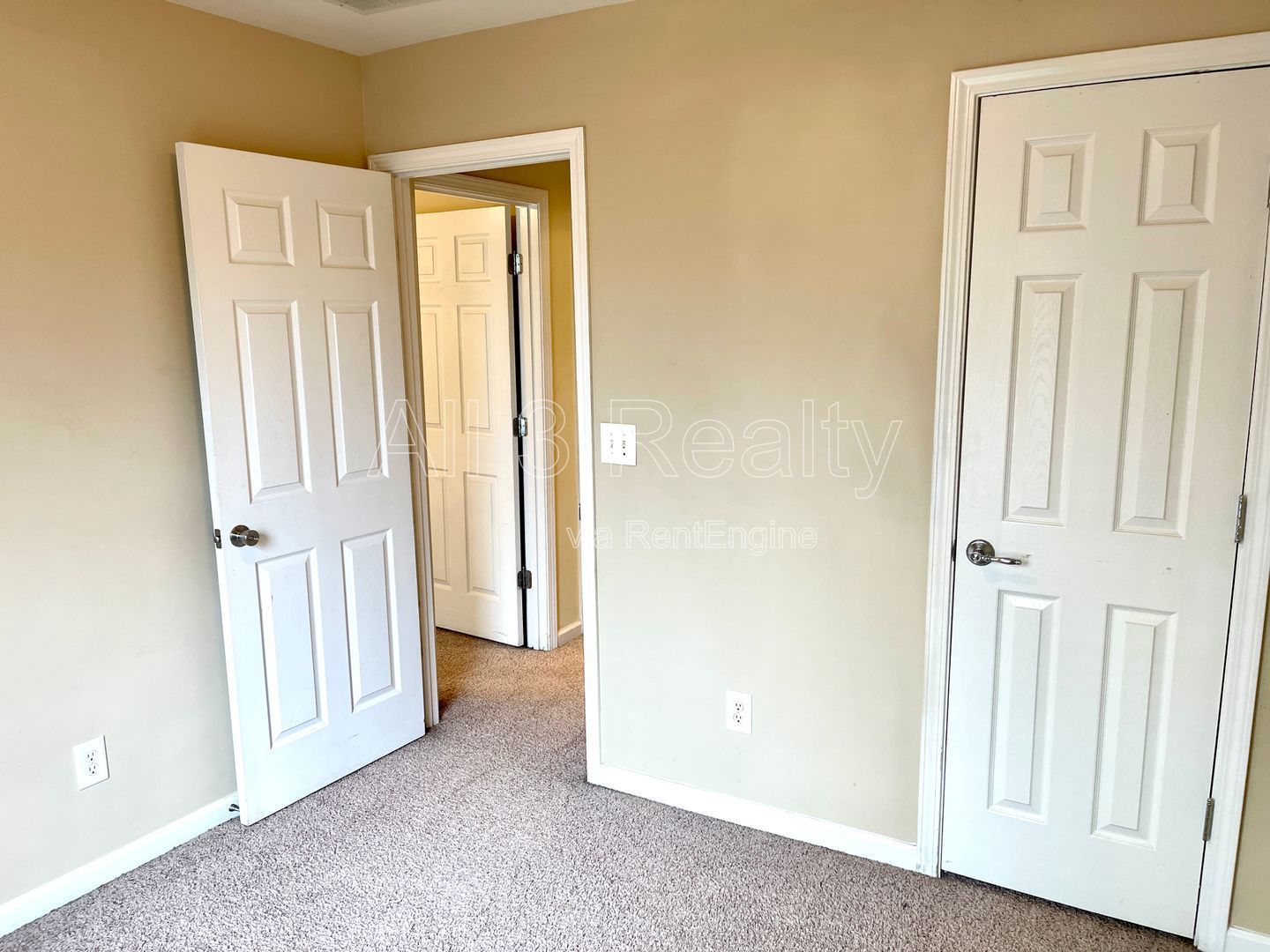 Welcome to this stunning 3-bedroom, 2.5-bathroom townhome, perfectly situated in the vibrant heart of Atlanta, GA. property image