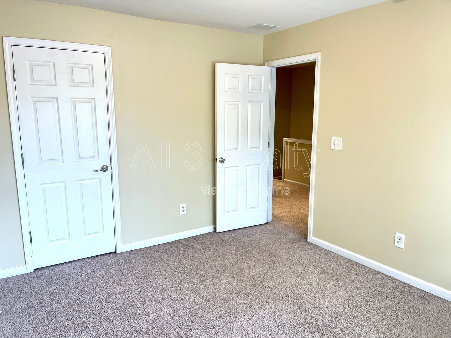 Welcome to this stunning 3-bedroom, 2.5-bathroom townhome, perfectly situated in the vibrant heart of Atlanta, GA. property image