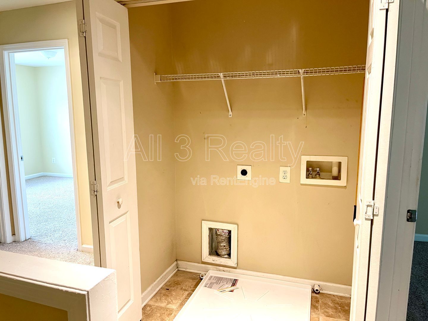 Welcome to this stunning 3-bedroom, 2.5-bathroom townhome, perfectly situated in the vibrant heart of Atlanta, GA. property image