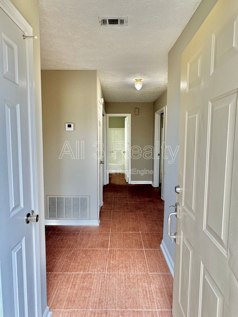 Delightful 2-Bedroom property image