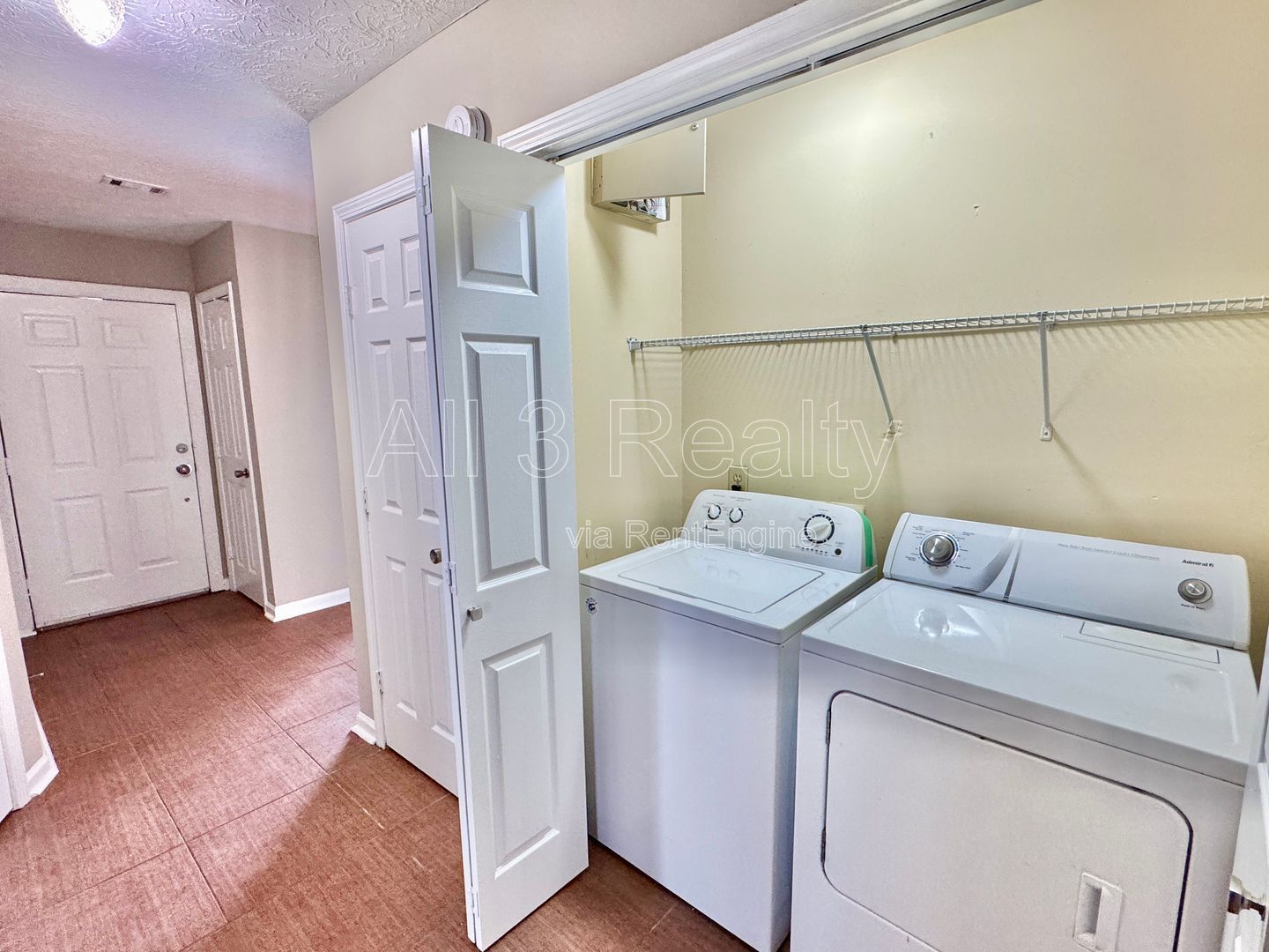 Delightful 2-Bedroom property image