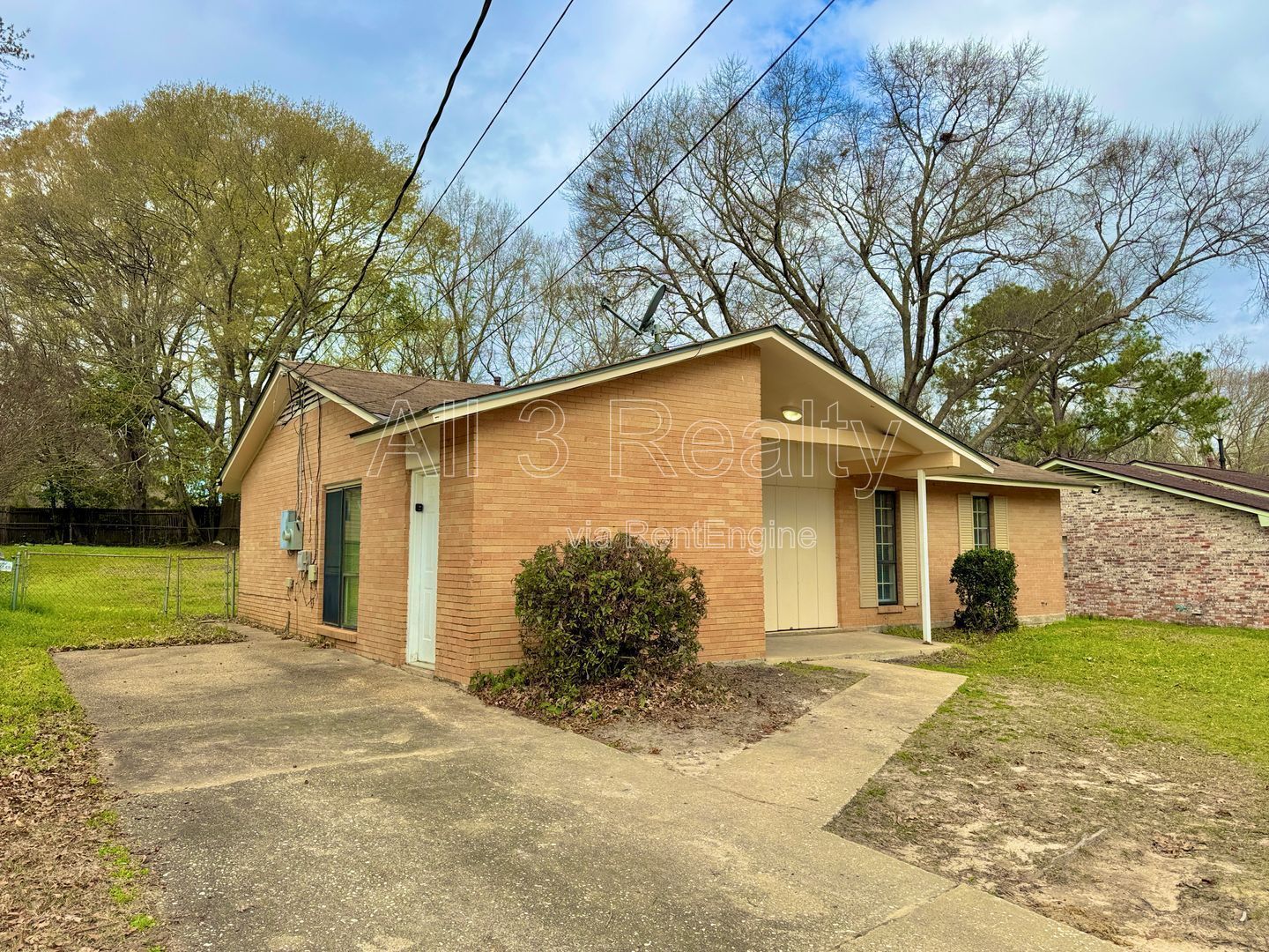 3 Bedroom / 2 Bathroom home is ready to impress! property image