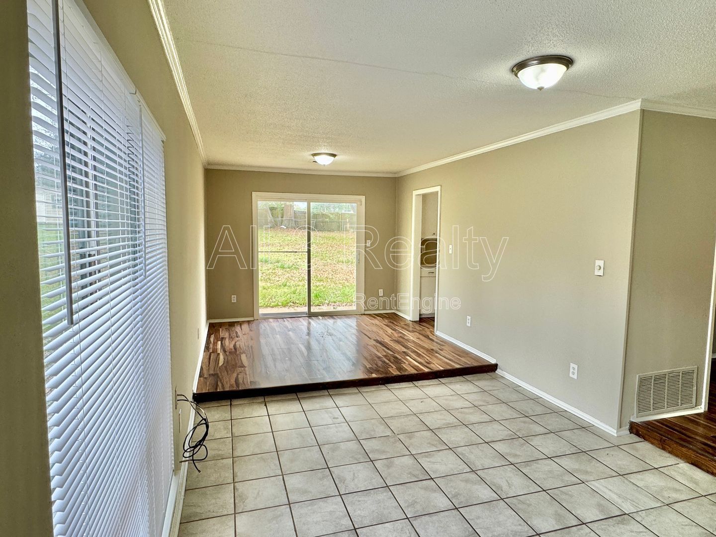 3 Bedroom / 2 Bathroom home is ready to impress! property image