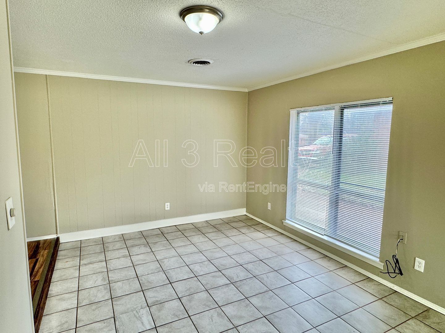 3 Bedroom / 2 Bathroom home is ready to impress! property image