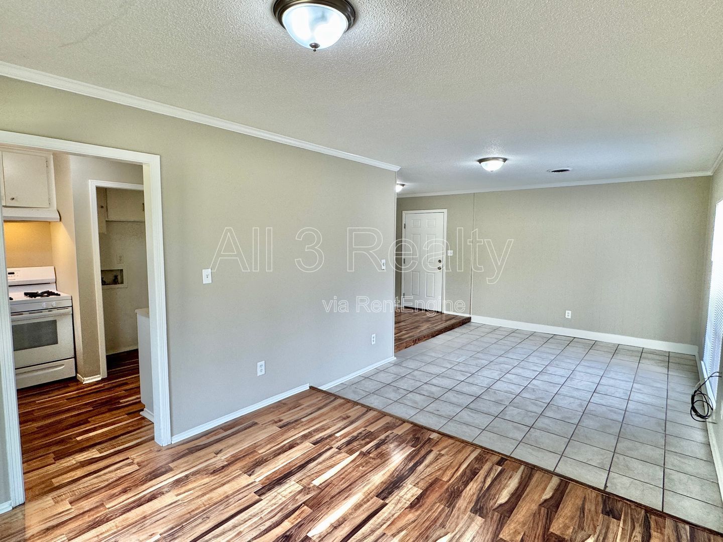 3 Bedroom / 2 Bathroom home is ready to impress! property image