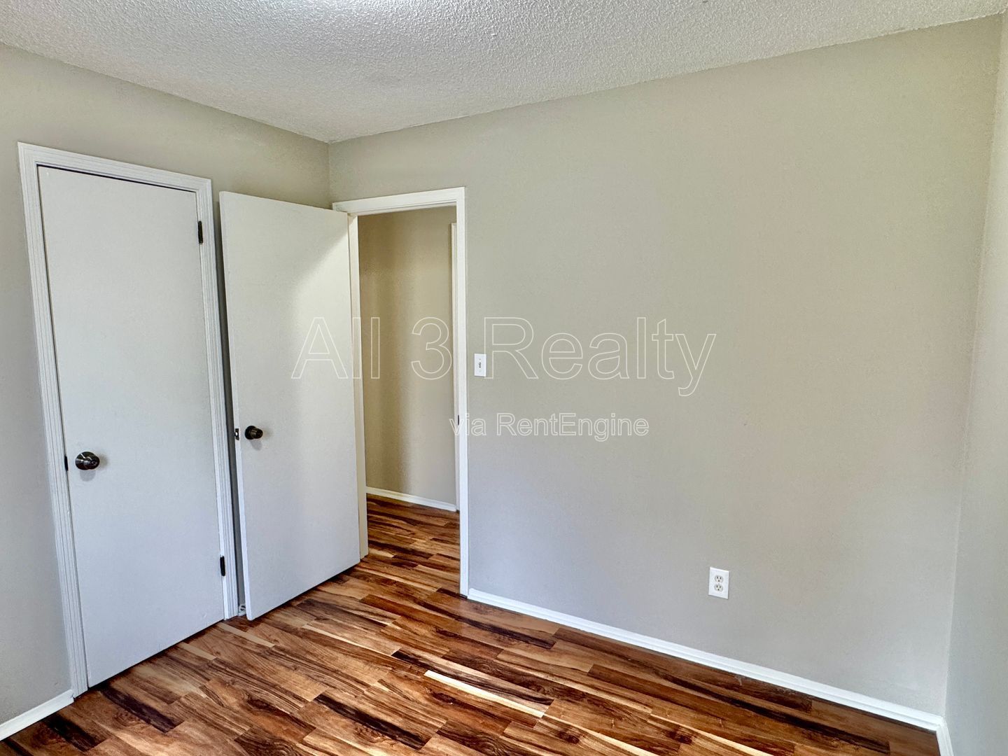 3 Bedroom / 2 Bathroom home is ready to impress! property image