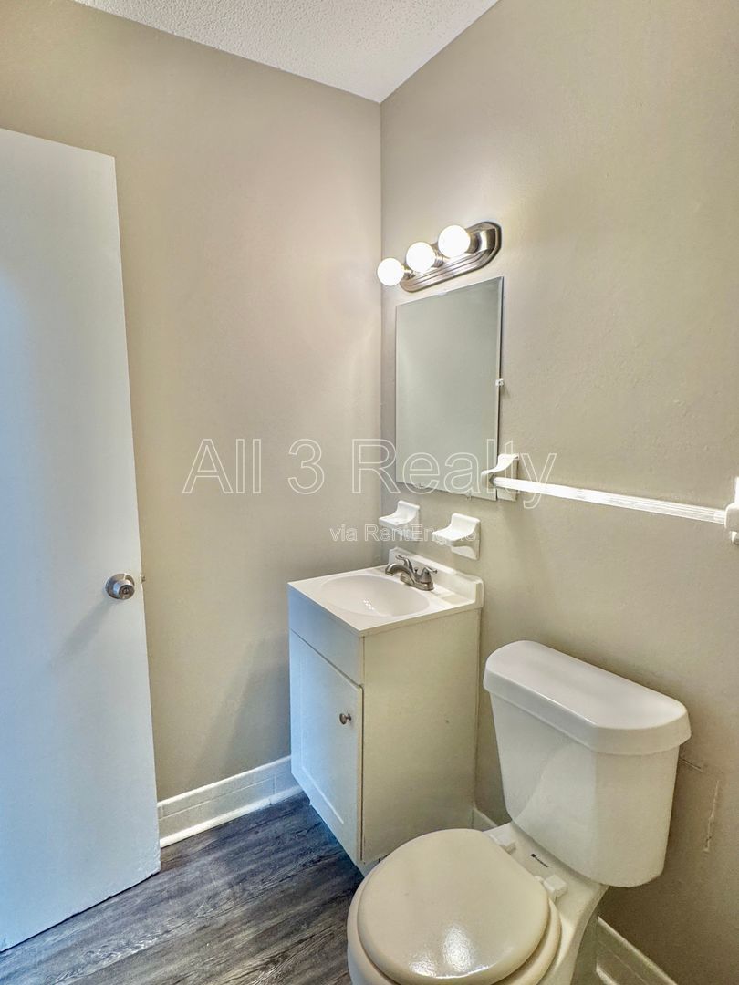 3 Bedroom / 2 Bathroom home is ready to impress! property image