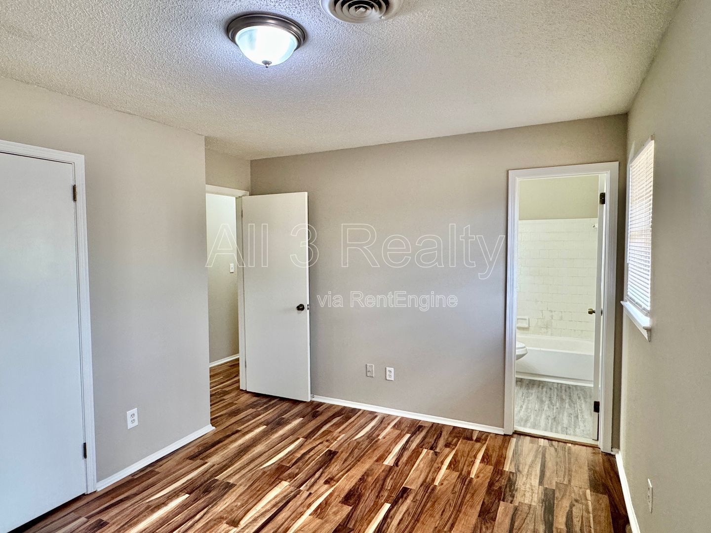 3 Bedroom / 2 Bathroom home is ready to impress! property image