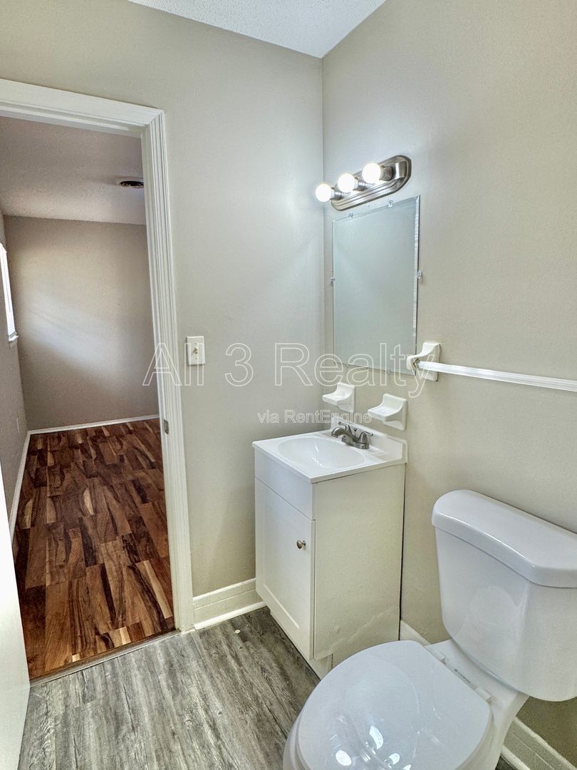 3 Bedroom / 2 Bathroom home is ready to impress! property image