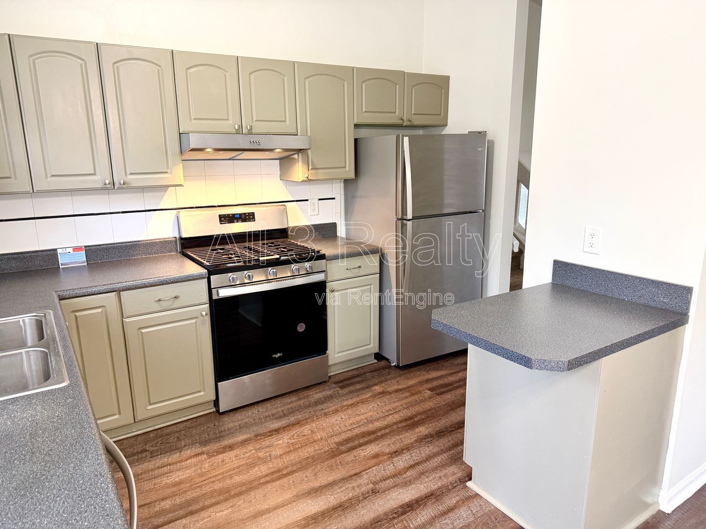 Welcome to this charming 3-bedroom, 2-bathroom home located in the vibrant community of Lithonia, GA. property image