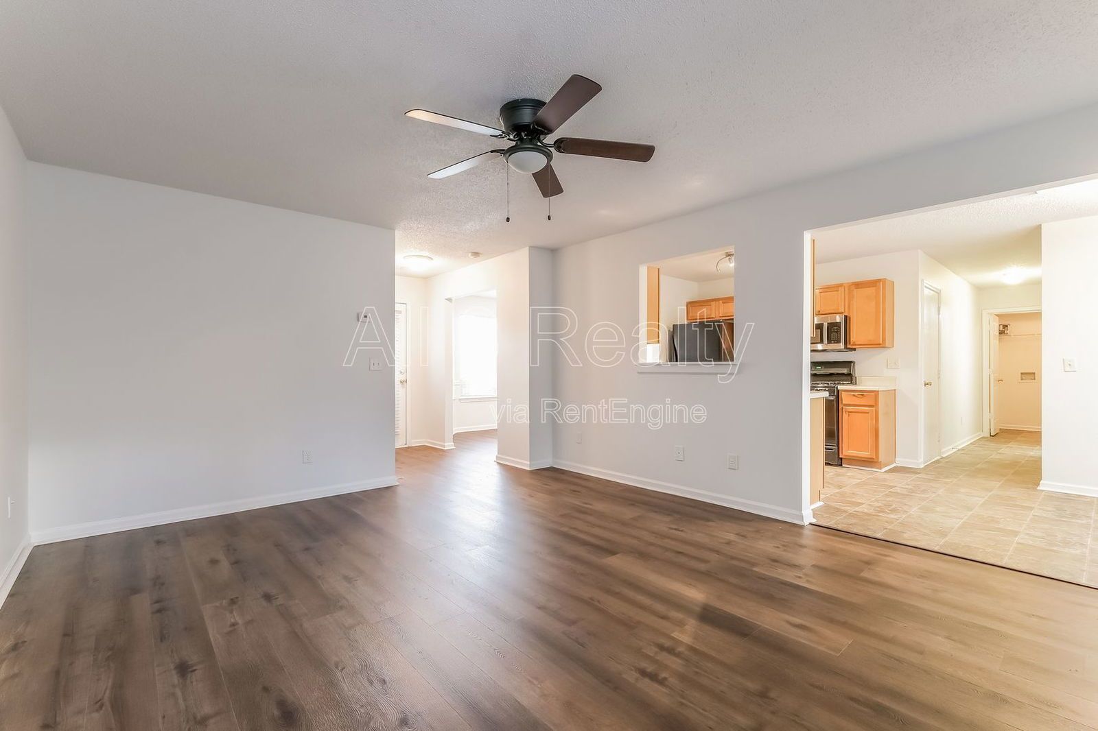 Located in Hampton, GA, this spacious 4-bedroom, 2.5-bath home offers generous living areas and abundant natural light throughout. property image