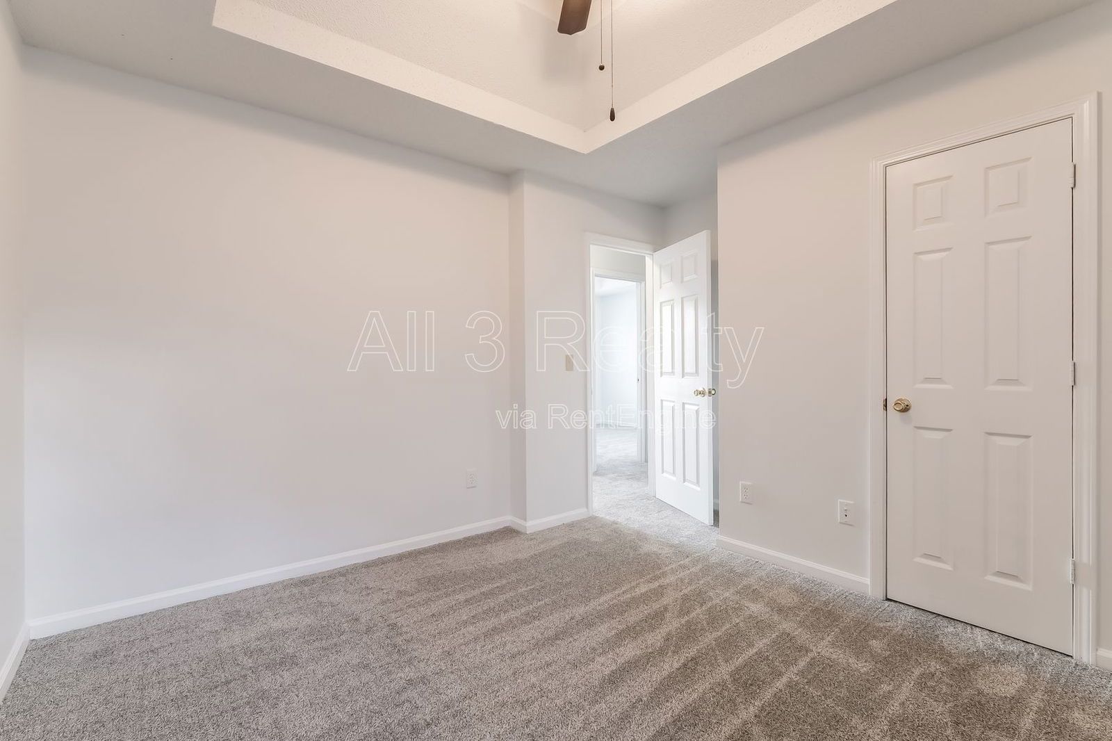 Located in Hampton, GA, this spacious 4-bedroom, 2.5-bath home offers generous living areas and abundant natural light throughout. property image