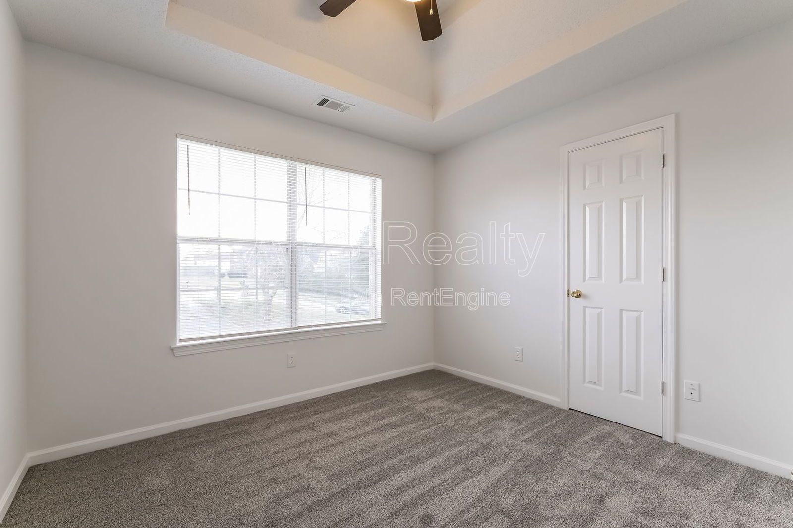 Located in Hampton, GA, this spacious 4-bedroom, 2.5-bath home offers generous living areas and abundant natural light throughout. property image