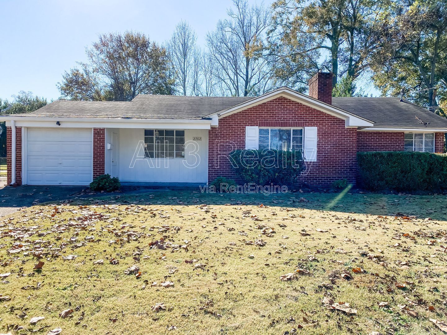 Charming 3-bedroom ranch property image