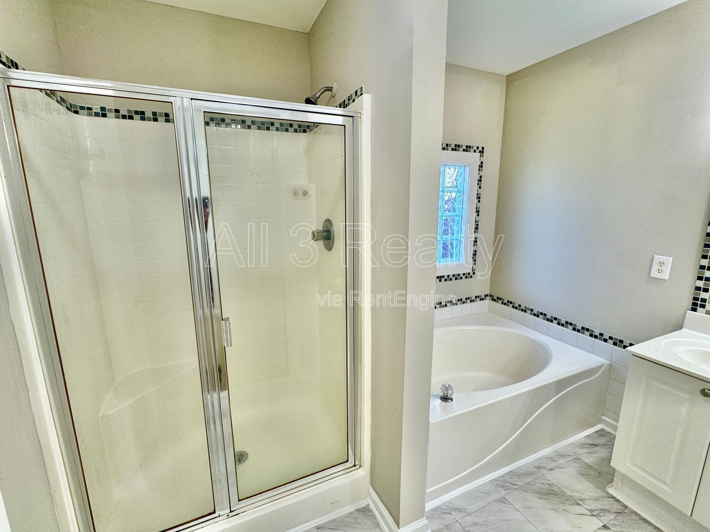 3-Bedroom Gem in Park Lake!! property image