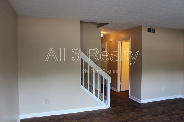Discover this spacious 2-bedroom, 2-bath home in Fayetteville, GA. property image