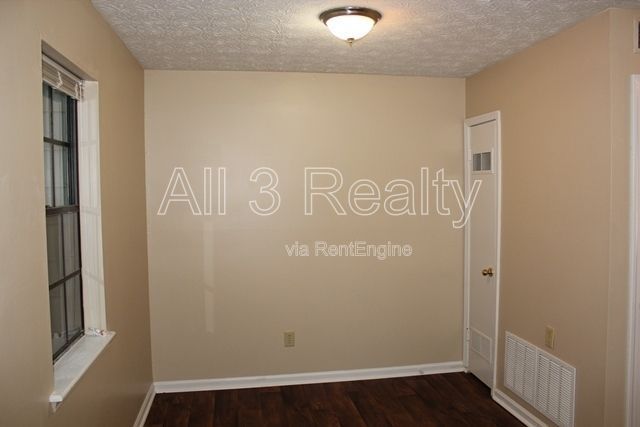 Discover this spacious 2-bedroom, 2-bath home in Fayetteville, GA. property image