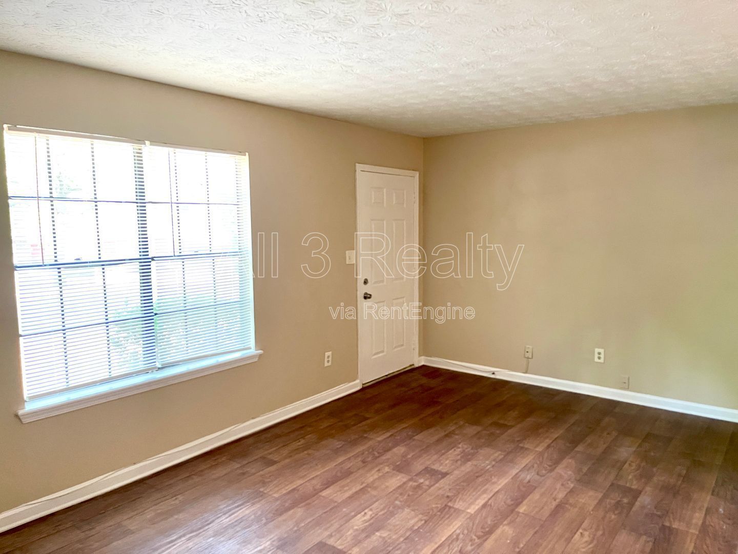 Welcome to this ADORABLE Space, a charming 2 bedroom, 2 bathroom townhome located in Fayetteville, GA property image