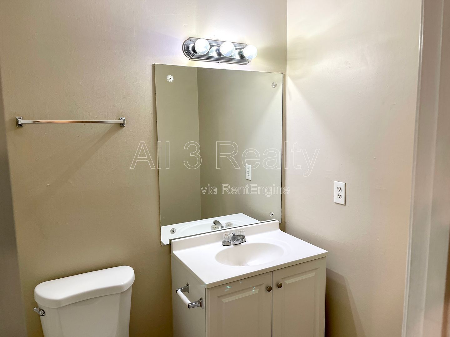 Welcome to this ADORABLE Space, a charming 2 bedroom, 2 bathroom townhome located in Fayetteville, GA property image