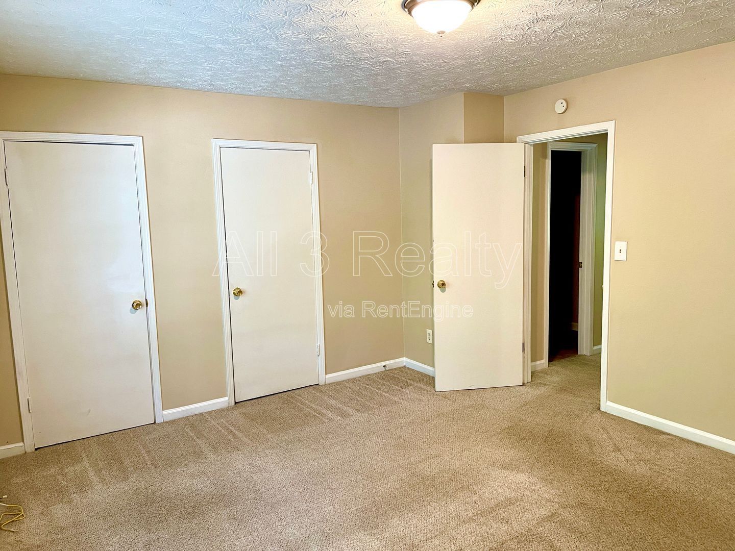 Welcome to this ADORABLE Space, a charming 2 bedroom, 2 bathroom townhome located in Fayetteville, GA property image