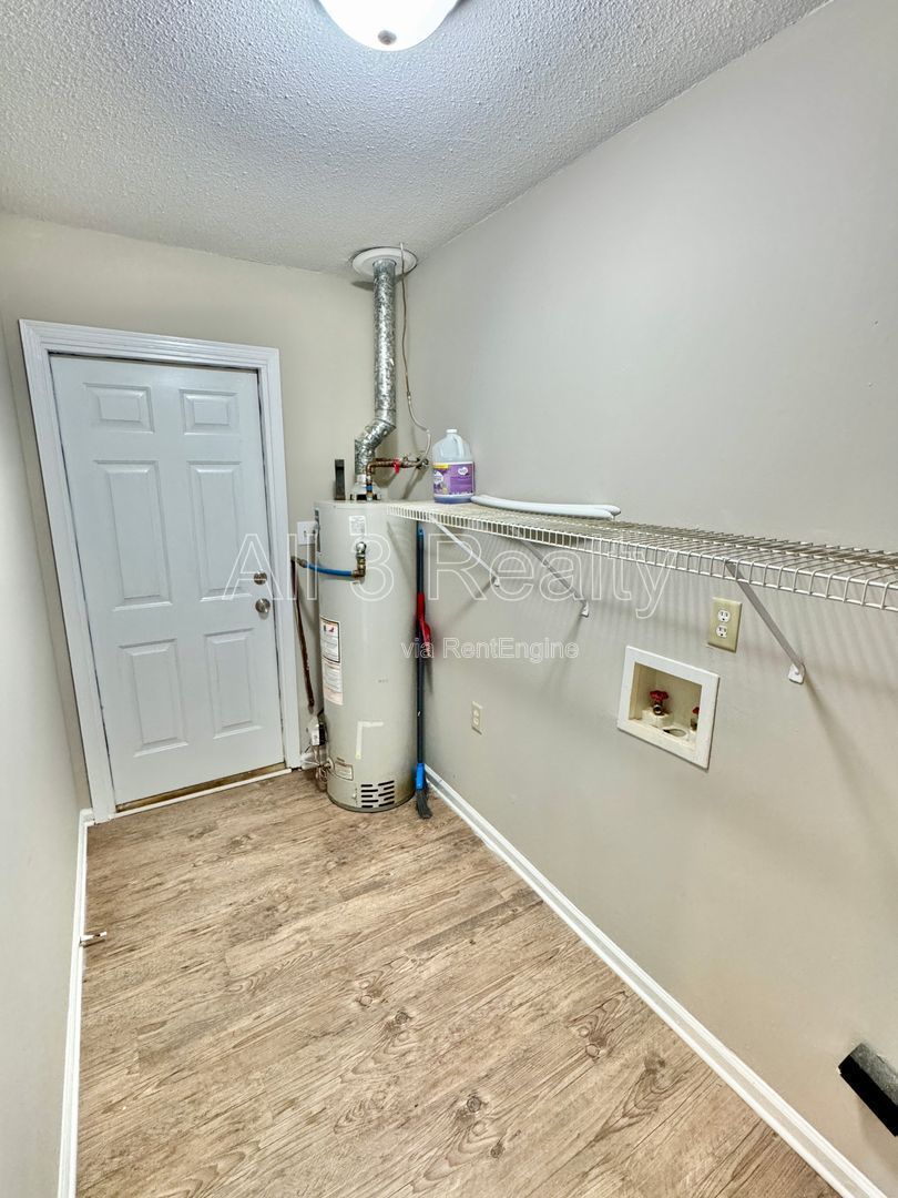 Charming spaces and a yard to love property image