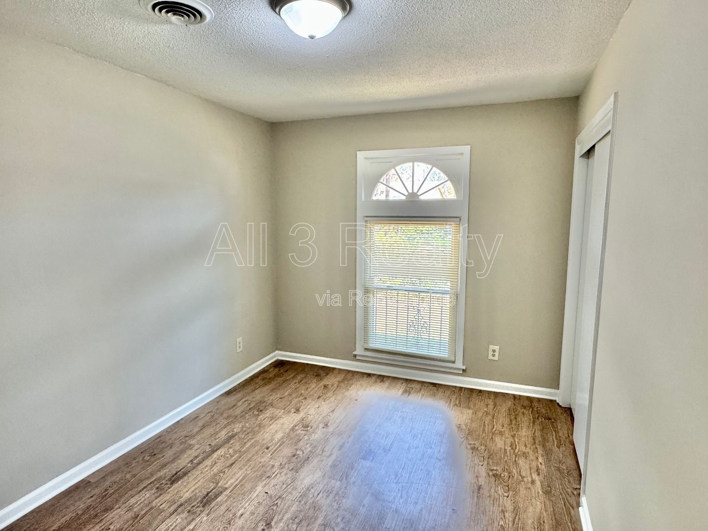 Charming spaces and a yard to love property image