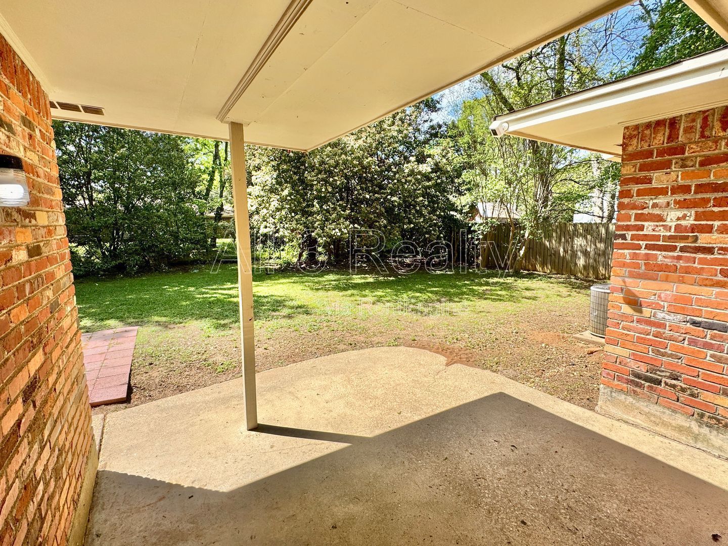 Charming spaces and a yard to love property image