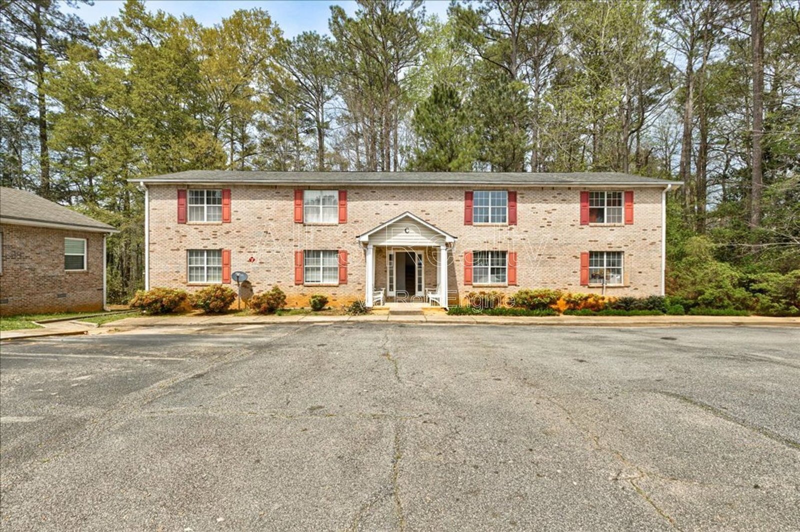 Welcome to this charming 2-bedroom, 1-bathroom home located in the vibrant community of Stockbridge, GA. Unit C-4 property image