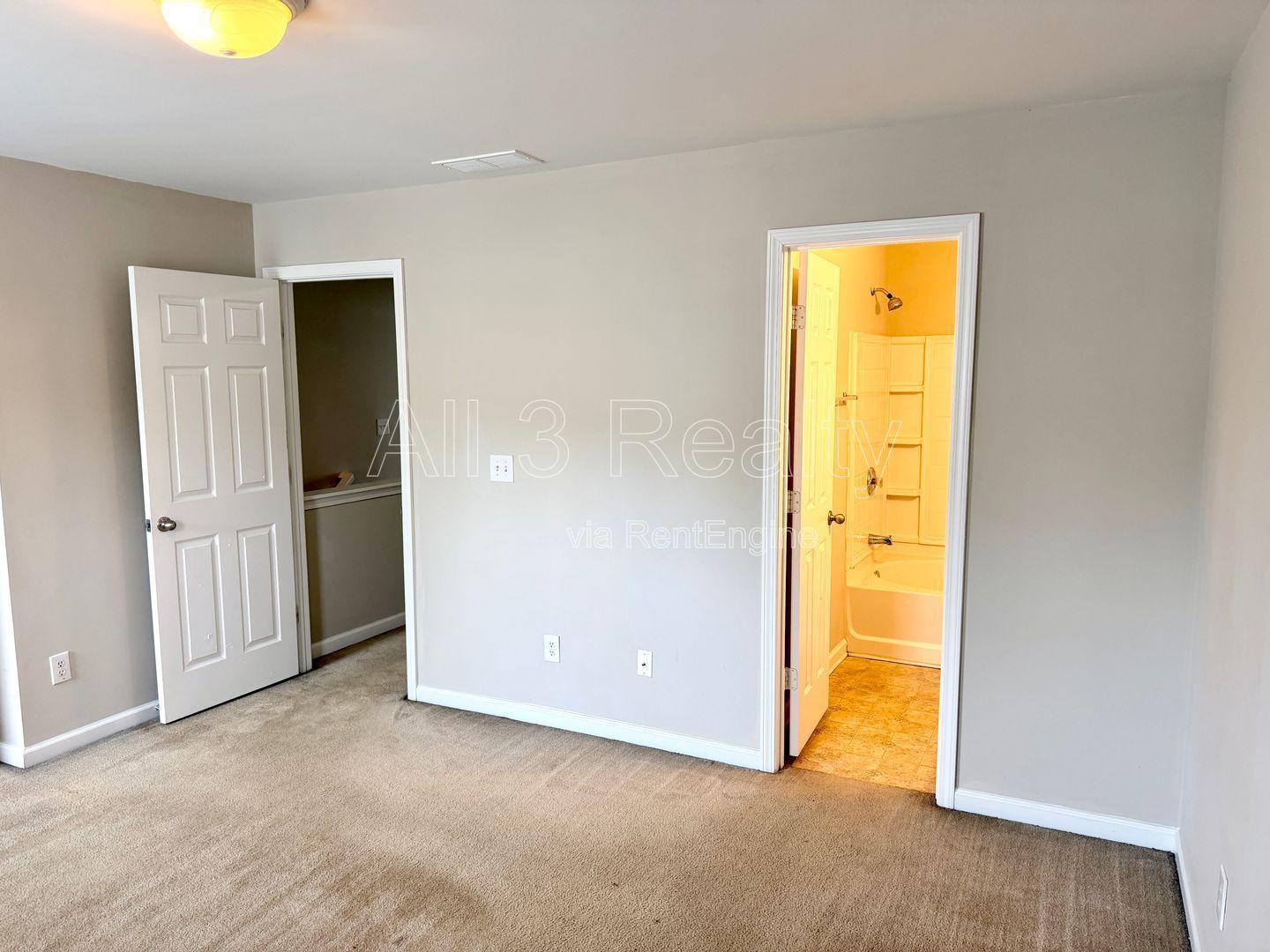 Discover a well-maintained 2-bedroom, 2.5-bath home in Atlanta, GA. property image